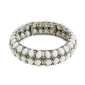 Chunky White Bead Bracelet